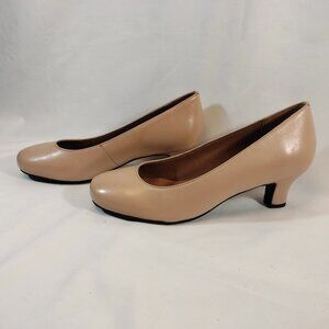 ARRAY Flatter Heel Nude Pump (Vintage inspired)